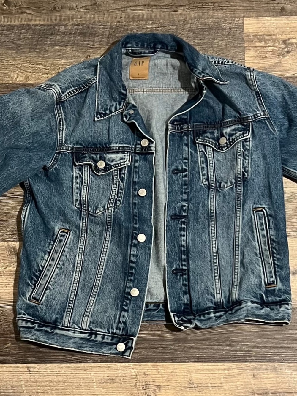 GAP Men's Denim Jacket - Size Small